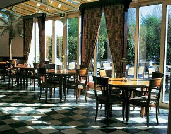 Nh Hotel 4*